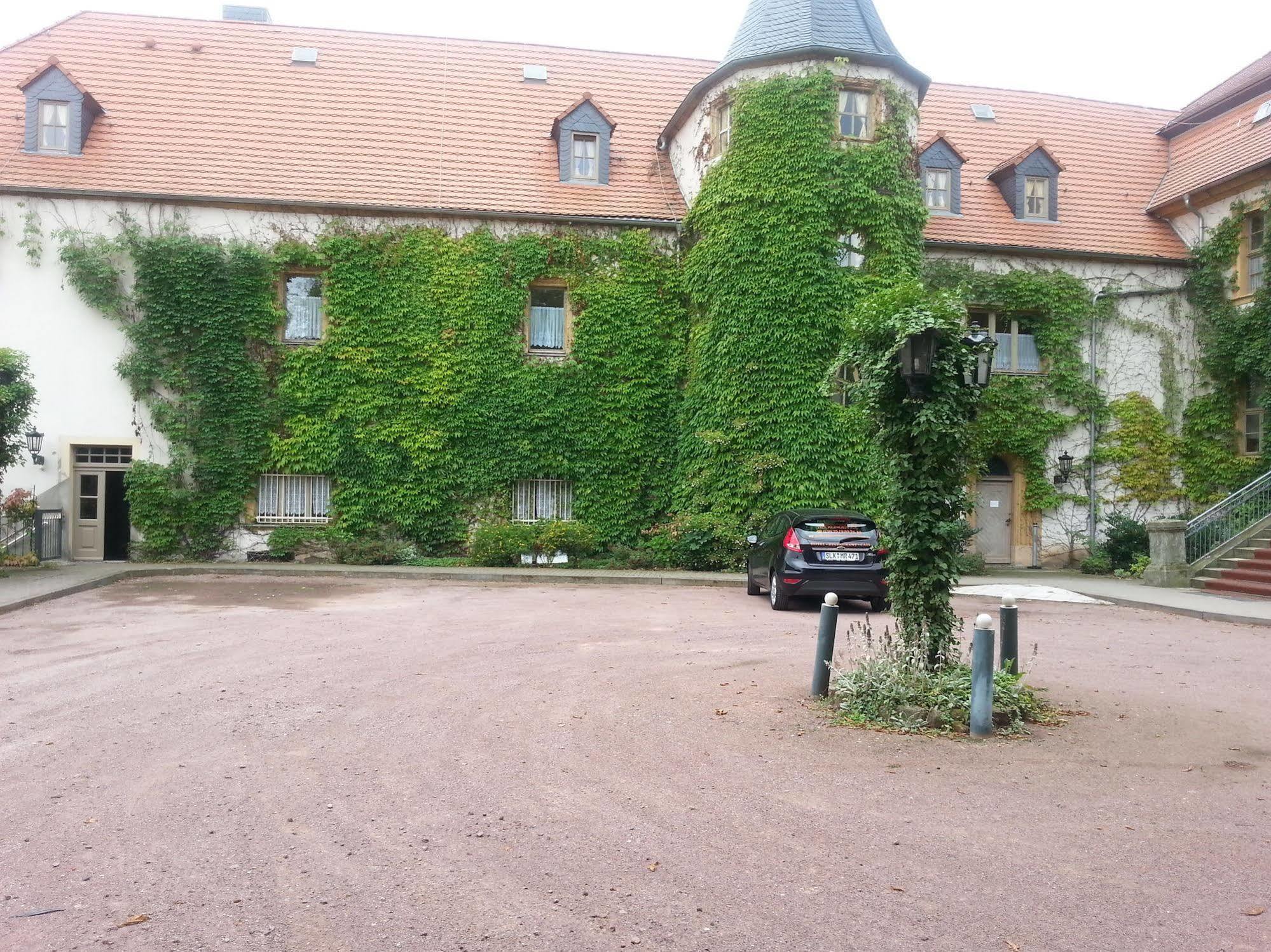 Stadtschloss Hecklingen*** Hecklingen  Exterior foto